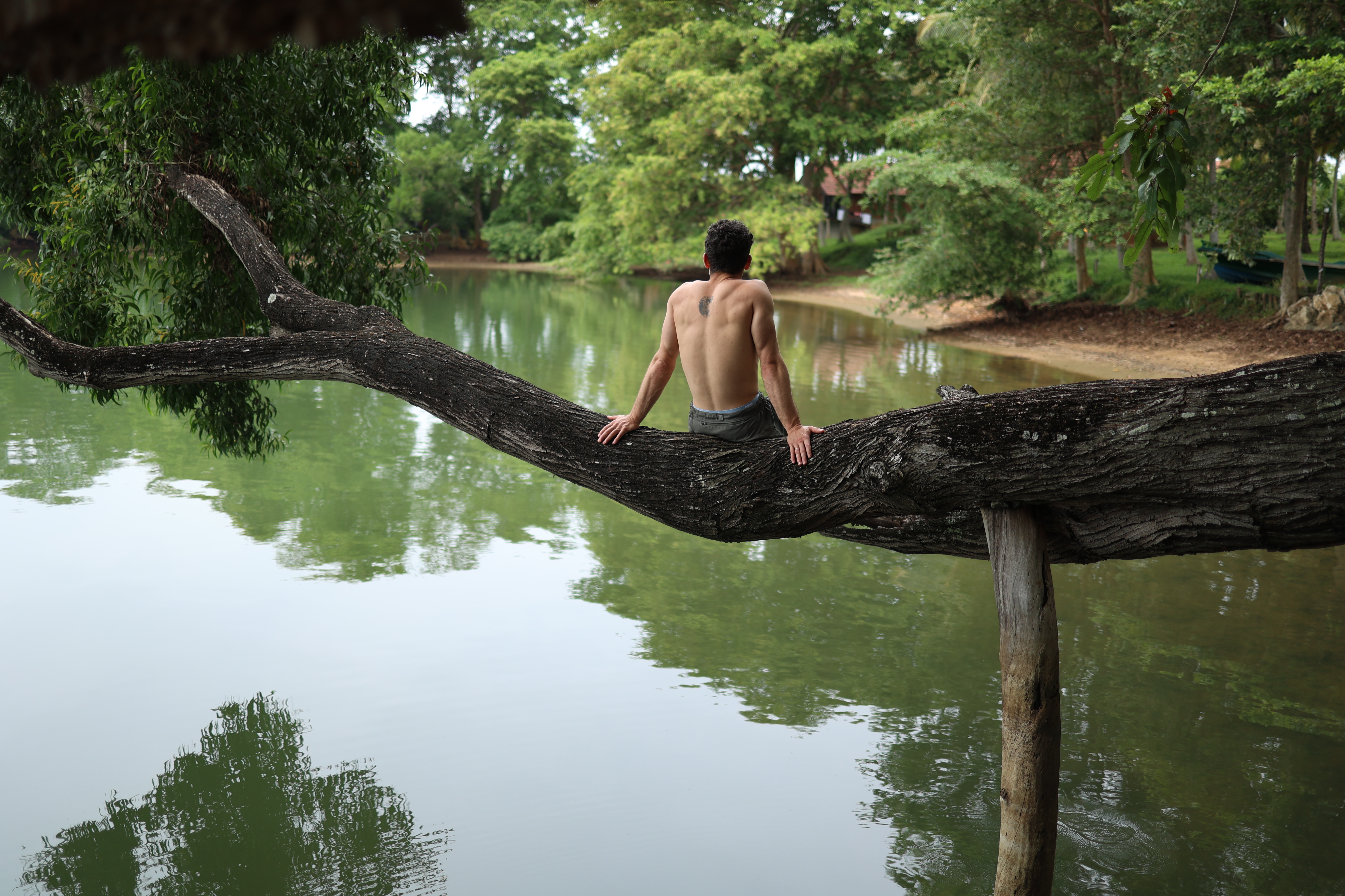 The lake at Aji Fruit Farm